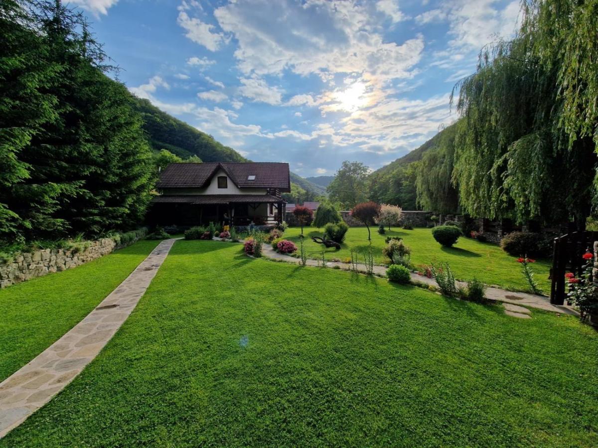 Casa De Piatra Villa Strungari Luaran gambar